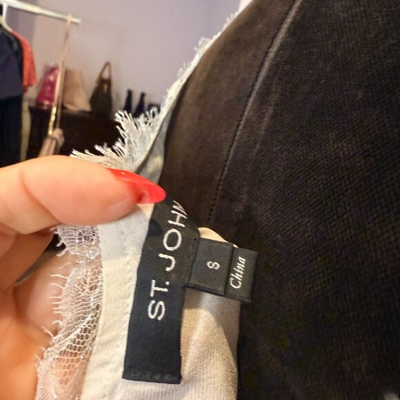 St John Metallic Floral Festive Blouse Size S - Picture 4 of 7